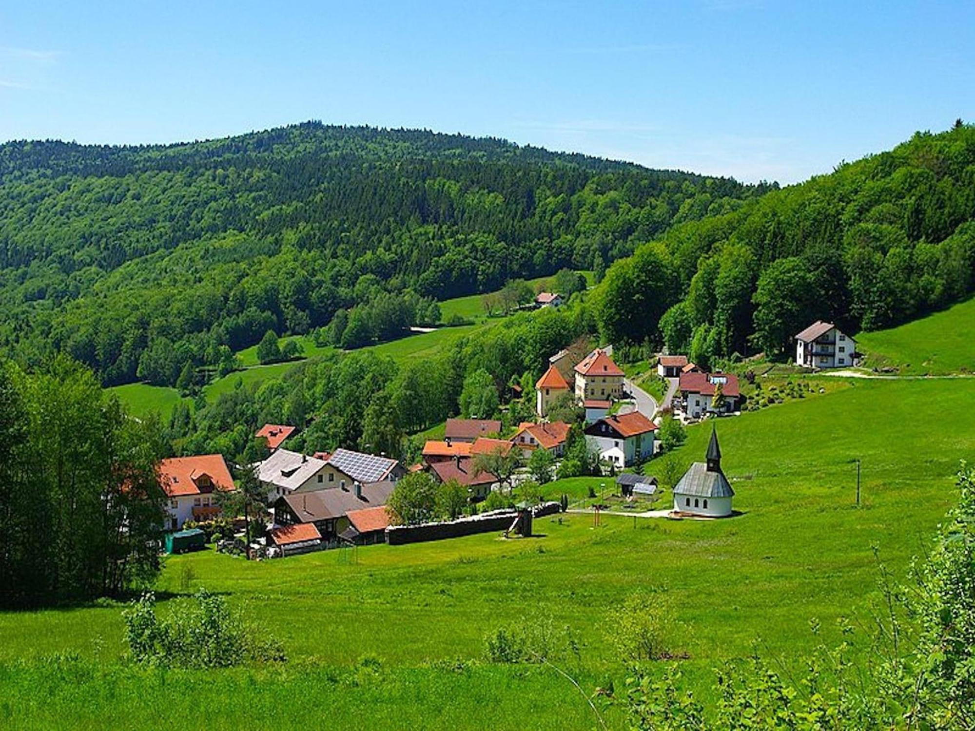 Comfortable Apartment In Zenting In Lower Bavaria Exteriör bild